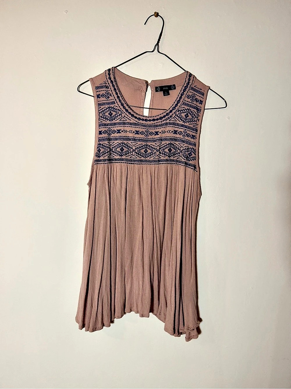 Iris Embroidered Boho Sleeveless Tunic Top S